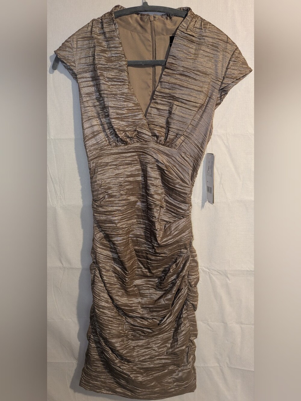 Ruched V‑Neck Gold Party Dress Sz. 4